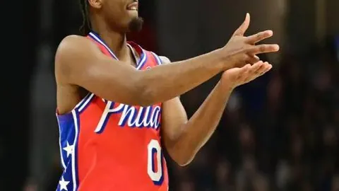 “激战8连胜，谁能逆势突围降级危机？”